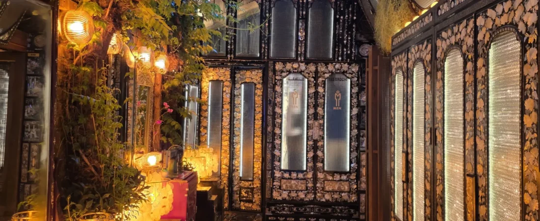 Korean BBQ near Gwanghwamun, Seoul: Hanok Grace with a Modern Hanok and Mother-of-Pearl Interior